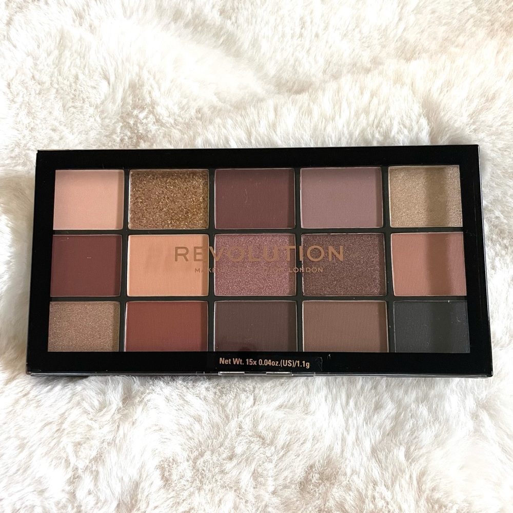 makeup revolution eye shadow palette reloaded velvet rose